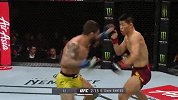 李景亮UFC最硬一战！全场与对手激战对轰 最后9秒压哨TKO