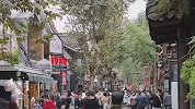 60秒直击十一小长假首日盛况：景区爆满大排长队 挤得动弹不得