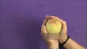 生活-如何轻松洗桃子
