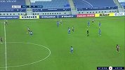 水原前场断球获得单刀机会 林相协推射力量太小被门将没收