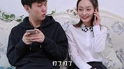 儿子给老妈要500块钱，女儿看了也和老妈要，两人的待遇各不同