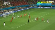 世界杯-14年-淘汰赛-1/4决赛-哥斯达黎加队任意球开出鲁伊兹倒钩射门被后卫解围-花絮