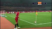 上港角球被解围 吕文君弧顶无人看防爆射直奔看台