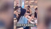 美甲店帅哥裸上身服务，美女当场流鼻血？店家：宣传引流用的