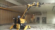 拆除行业的洪荒之力！瑞典发明遥控拆楼机器人，工人爱不释手