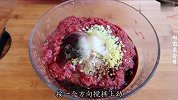 饺子调馅有秘诀，很多人第一步就错了，这样做肉嫩多汁，太香了