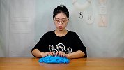 制作一个能做超大泡泡的无硼砂史莱姆泥，用了4杯不同的蓝色