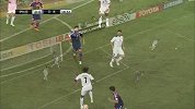 亚洲杯-15年-小组赛-D组-第2轮-第16分钟射门 本田圭佑跟进头球击中门柱弹出-花絮