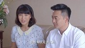 嫂子正和别人在谈合作，大婶从半路杀出