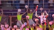 苏炳添等6位火炬手接力点燃主火炬