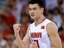 隔扣河升镇怒砍30+15！来看看当年姚明肆虐韩国内线