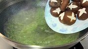 香菇和青菜这样做，好看又好吃，中秋家宴做一盘，人人夸你是大厨