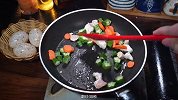 鸡肉怎么做好吃，简单又好吃的鸡肉炒秋葵，超级开胃