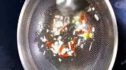 茄子别炖着吃了，教你一个新做法，我家一周吃5次，营养又美味