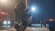 辽宁一轿车冲入海中致车内1人亡，非交通事故已移交刑侦