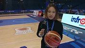中国篮球-17年-今晚谁吃鸡？美女记者现场揭秘FIBA官方用球 男篮能否百发百中-新闻