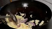 大厨教你制作炒面，面条劲道有香味，好吃不腻，比买的还香，解馋