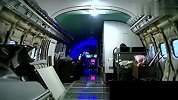 天天头等舱 牛人用波音727打造的“移动”之家