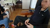 不给玩电脑小学生竟用剪刀戳伤老爸两次 家长无奈报警