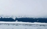 新疆8月下雪一秒入冬！短袖棉衣无缝切换