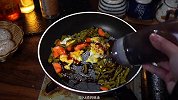 酸豆角怎么做最好吃，我认为酸豆角炒鸡蛋最好吃