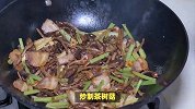 干茶树菇炒鹌鹑蛋，口感丰富的美味佳肴！
