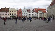 马德里双雄会一触即发 欧超杯举办地紧张搭建球迷区域