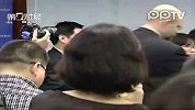 热点播报-20120228-实拍佐立克记者会现场遭中国学者“搅局”
