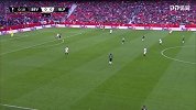 第25秒塞维利亚球员本耶德尔进球 塞维利亚1-0布拉格斯拉维亚