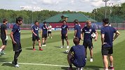 日本男足恢复性训练备战比利时 蓝武士盼捍卫亚洲荣耀
