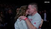 UFC-18年-格斗之夜124：车祸中重生！马特修斯瘸腿入场催人泪下-花絮