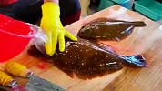 韩国水产市场快刀手，处理鱼生过程解压又治愈，神奇的生鱼片技艺