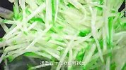冬天最适合吃萝卜了，大厨教你简单做法，清脆爽口好吃又下饭