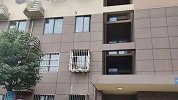 南京一小区突发命案 男子捅死妻子捅伤另一男子后 从17楼坠亡