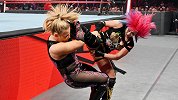 RAW第1380期：双打赛 歌舞伎战士VS娜塔莉亚 夏洛特