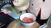 辣椒炒肉到底先炒肉还是先炒辣椒，很多人都搞不懂，看大厨如何做