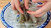 我以前开了60年饭店，今天把招牌菜蒜蓉虾，详细的做法分享给大家