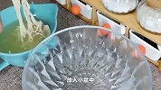 春夏之交，老人有条件多吃4种豆制品，经常吃，面色红润显年轻