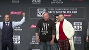 UFC-16年-阿尔瓦雷斯与麦格雷戈面对面UFC205赛前媒体发布会现场-花絮