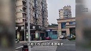 70岁独居老人把废品当宝！房内垃圾堆成山无处下脚，异味惹抱怨