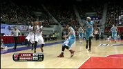 CBA-1314赛季-常规赛-第1轮-上海队发起快攻 韦弗分球卢伟跟进上篮得手-花絮