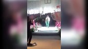 CBA-1718赛季-唯美一幕！李根婚礼与妻子浪漫共舞深拥-专题