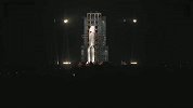 【海南】“胖五”发射成功瞬间 指挥厅小姐姐笑着笑着就哭了
