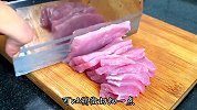 家庭版洋葱炒肉丝这样做鲜香美味，肉丝细嫩，洋葱清甜，特别下饭