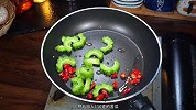 夏天吃什么菜开胃又营养家常菜，营养又好吃的香辣苦瓜，超级开胃