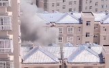 江西一小区疑似天然气爆炸：女子6楼被炸飞 男子身上衣服烧没了