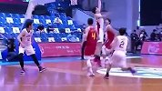 现役中国男篮第一人 周琦亚洲杯预选赛率队逆转日本