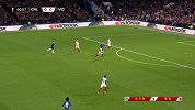 双方你来我往！小法防守被轻易扣过 奇克射门稍稍打高