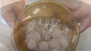 把汤圆扔油锅里，立刻变成元宵节美食，香甜又下饭，全家人都爱吃