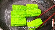 星级酒店把香蕉装入苦瓜里，出锅就卖38元一份，吃过的人赞不绝口